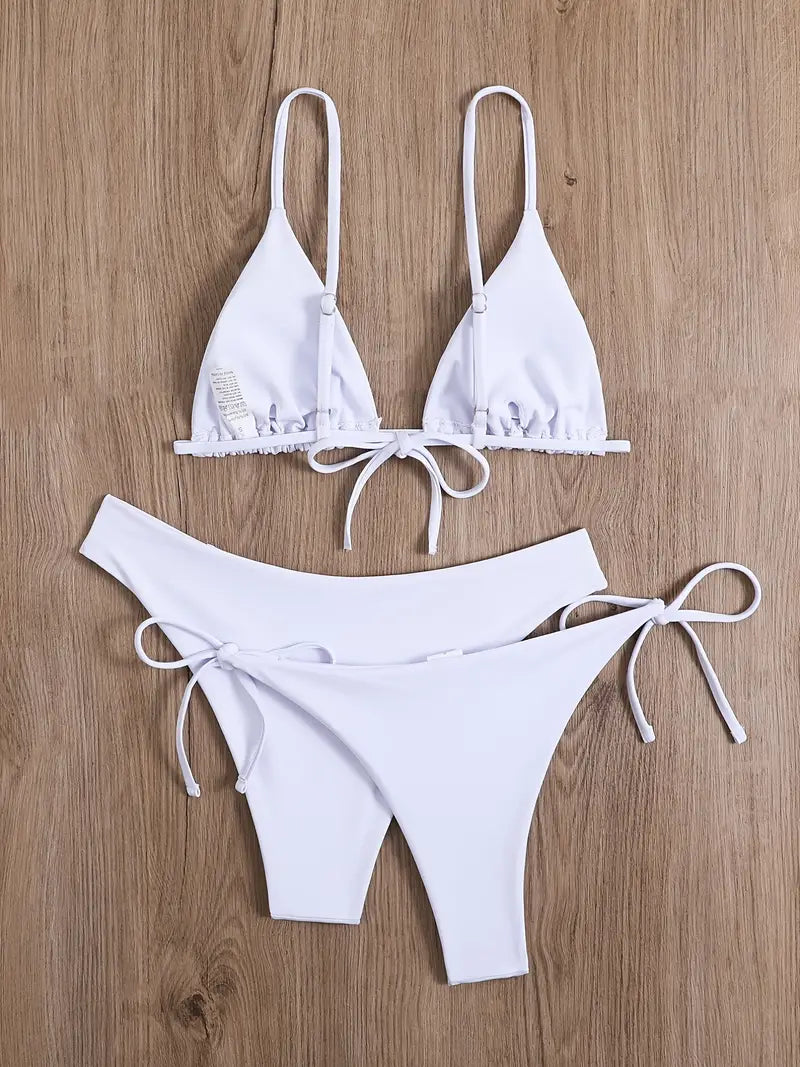 Traje de baño de 3 piezas de color liso